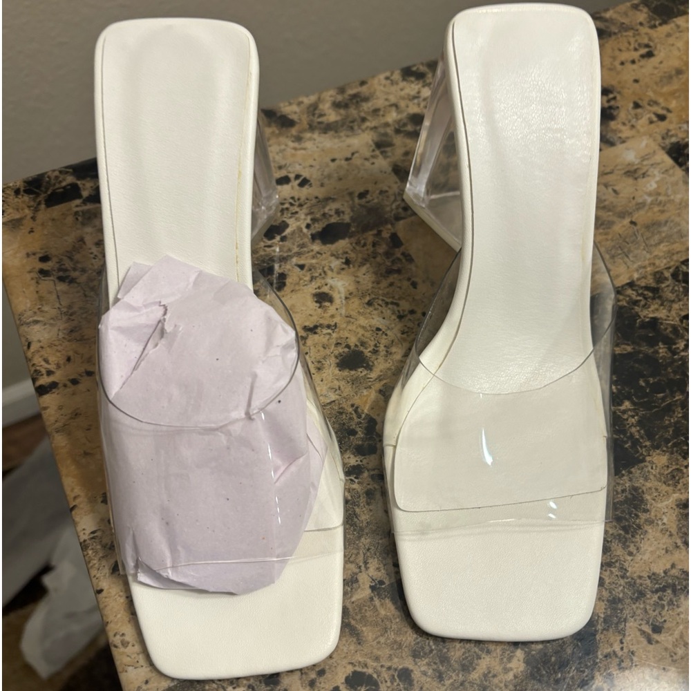 Heels-clear NEW